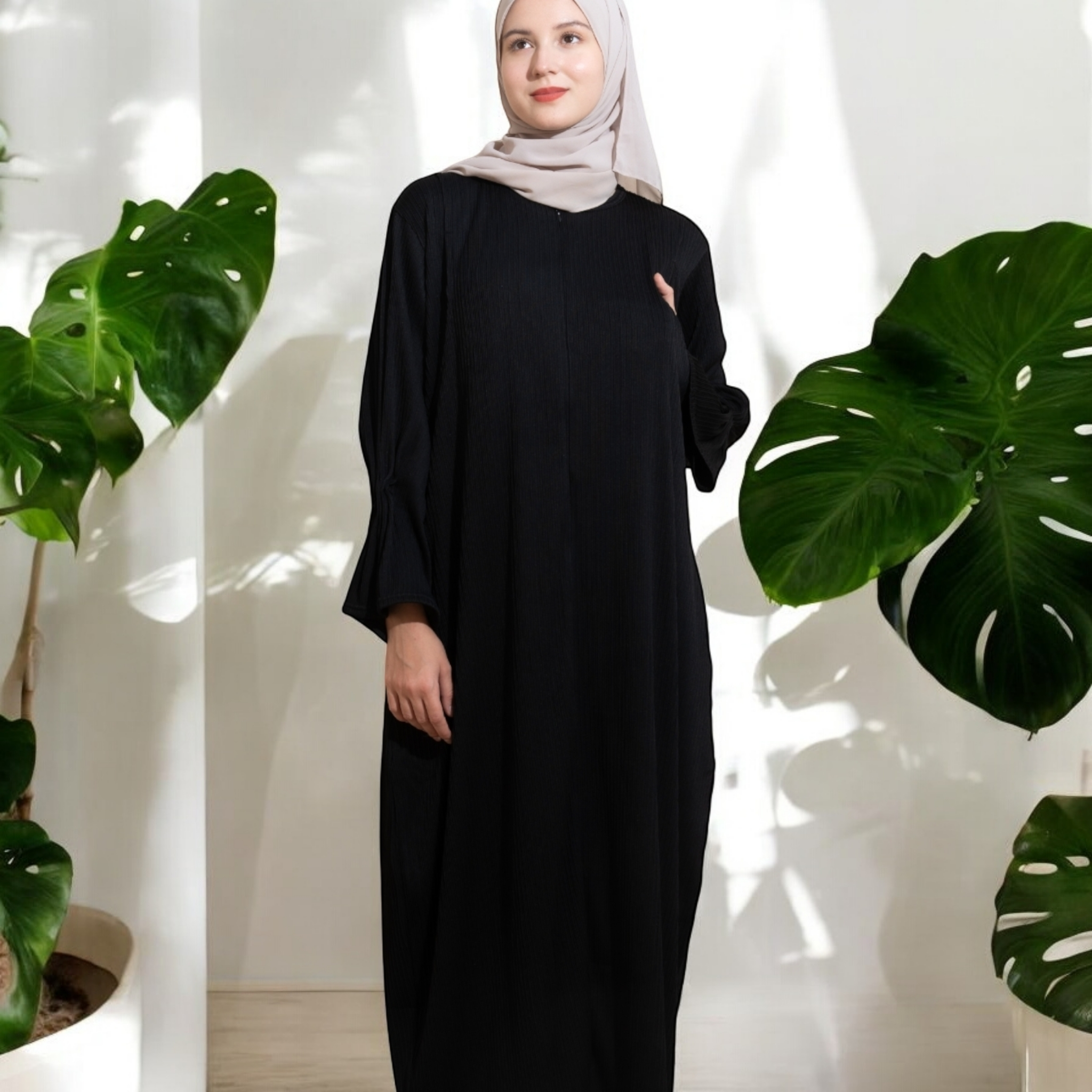 Shop Nursing Abayas, Nursing Tops, and Nursing Dresses for Easy Breastfeeding Access