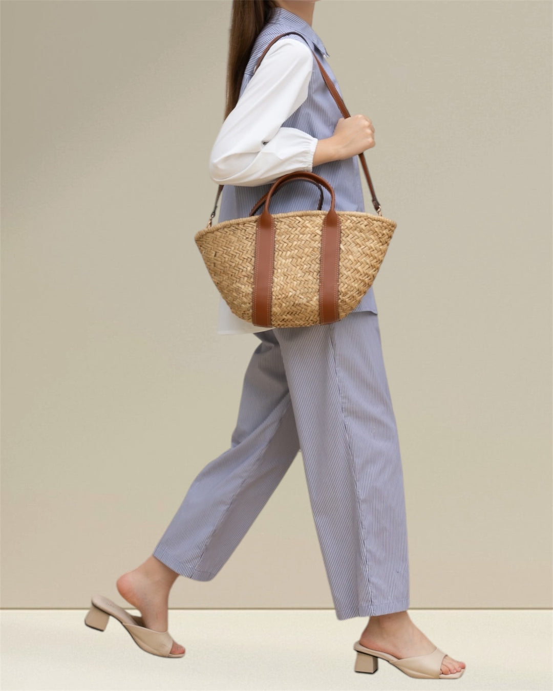 Breastfeeding Top SAARA Set – perfect for modern mums seeking style and comfort.