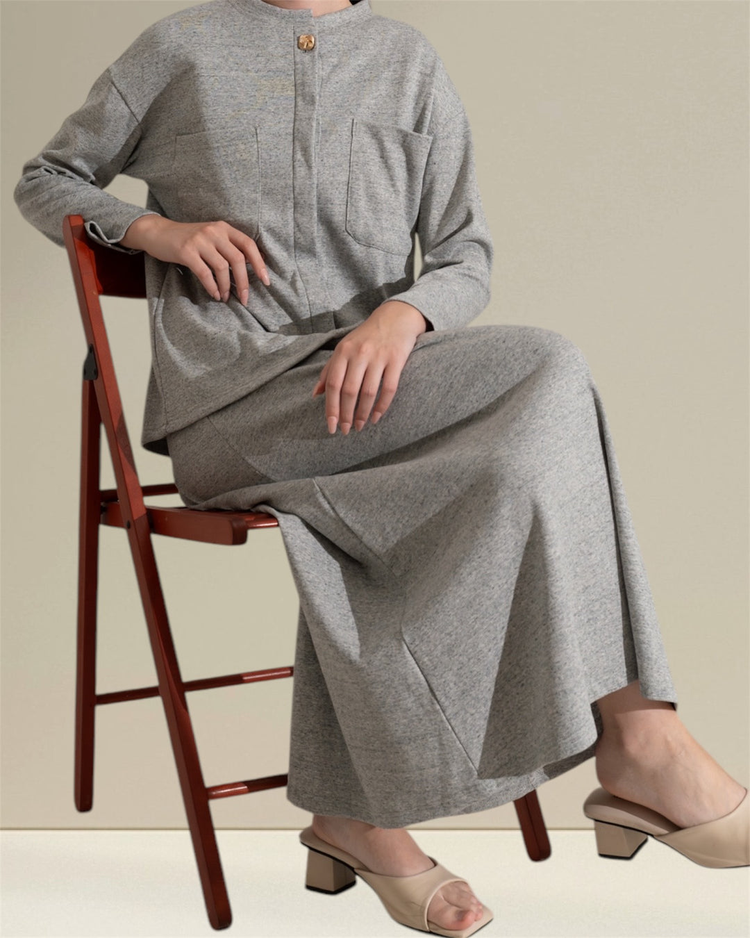 Asiyah nursing dress set with a cardigan, designed for breastfeeding moms, crafted from soft, breathable cotton. This set includes a modest nursing dress with discreet breastfeeding access and a matching cardigan, providing a complete outfit that combines comfort, style, and practicality.