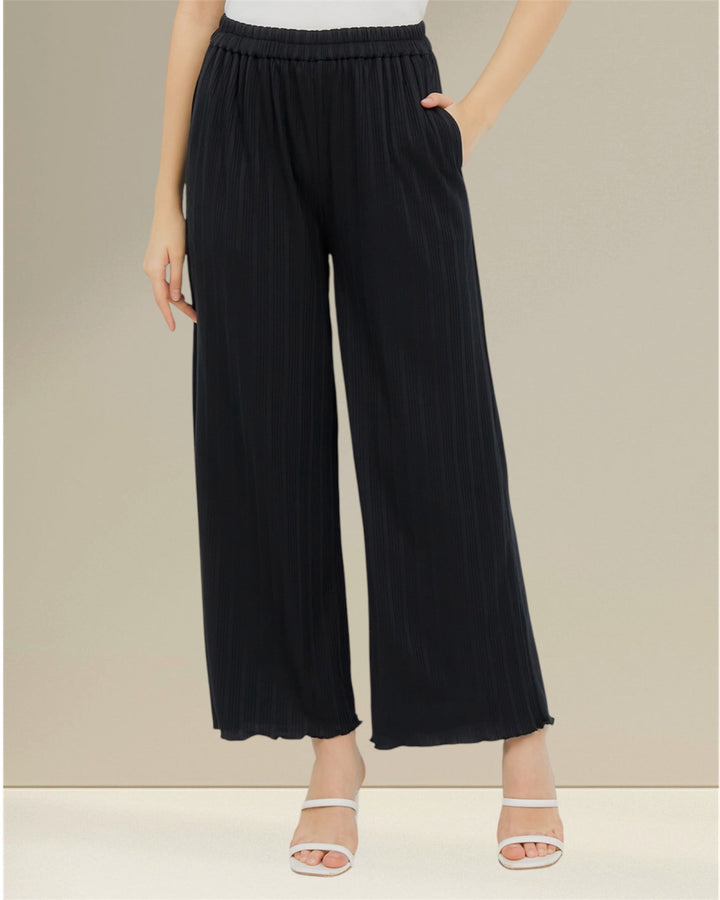 Breastfeeding Co-ord NOOR Set | Beige – modest and practical nursing top with matching trousers.