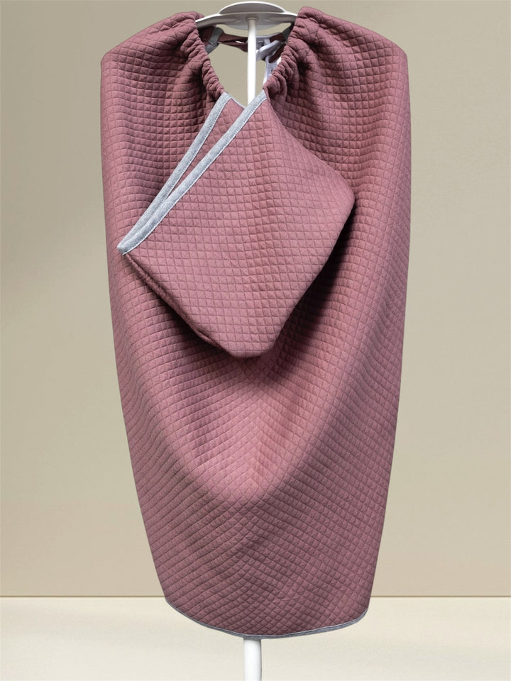 Soft and breathable breastfeeding cover blanket designed for moms and babies, featuring a snug hood for warmth during breastfeeding, naps, or travel. This versatile nursing cover is adjustable for comfort and easy access, and it also doubles as a pushchair blanket for outings