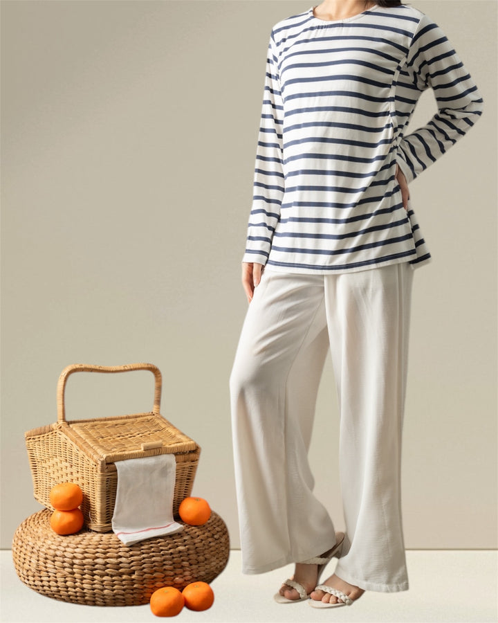 Breastfeeding Top YUSRA – a chic and practical top designed for easy nursing access.